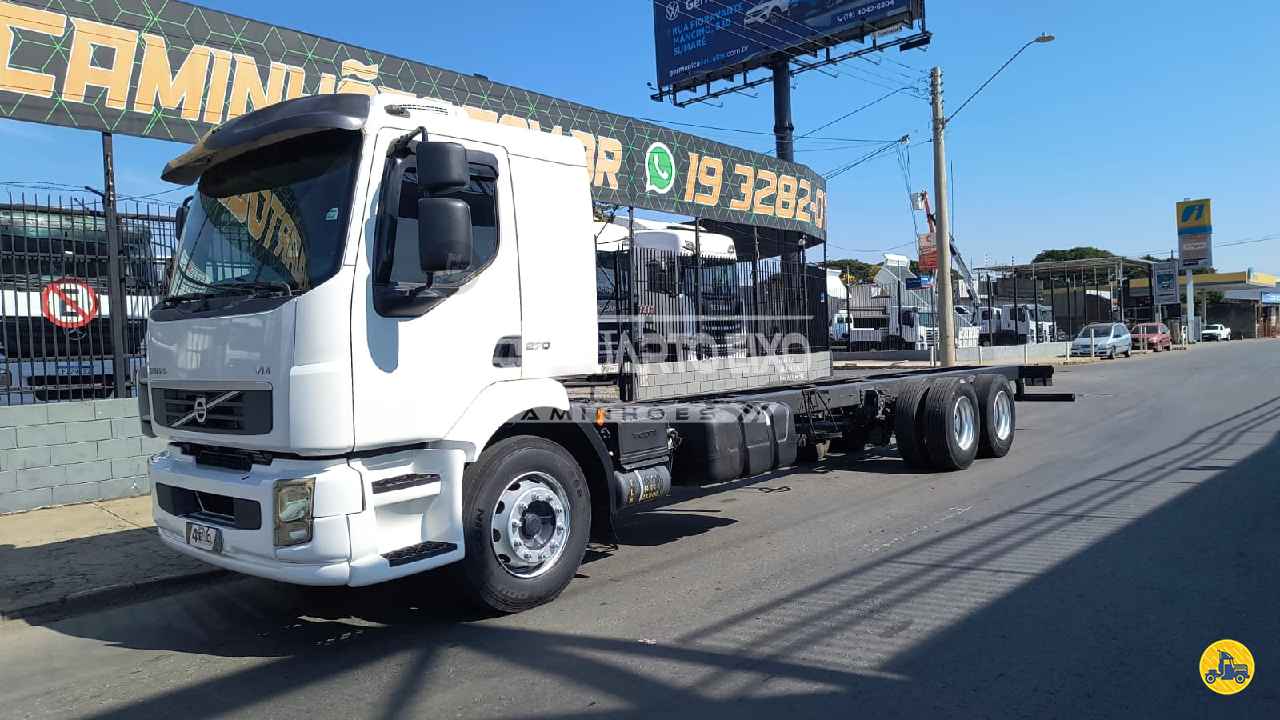 CAMINHAO VOLVO VOLVO VM 270 Chassis Truck 6x2 Quarto Eixo Caminhões CAMPINAS SÃO PAULO SP
